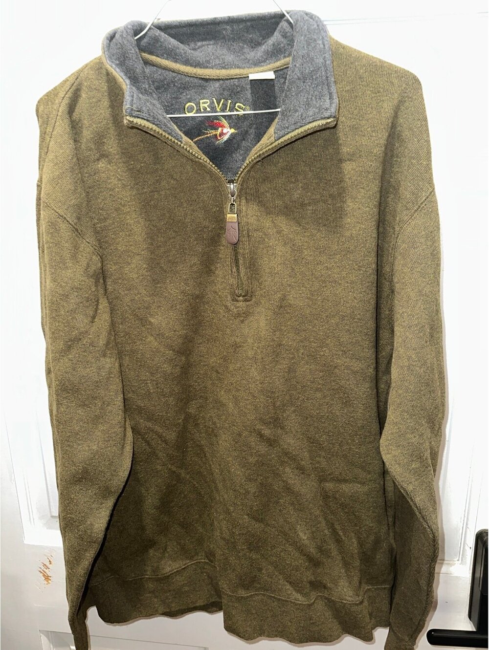 Orvis quarter zip pullover size medium